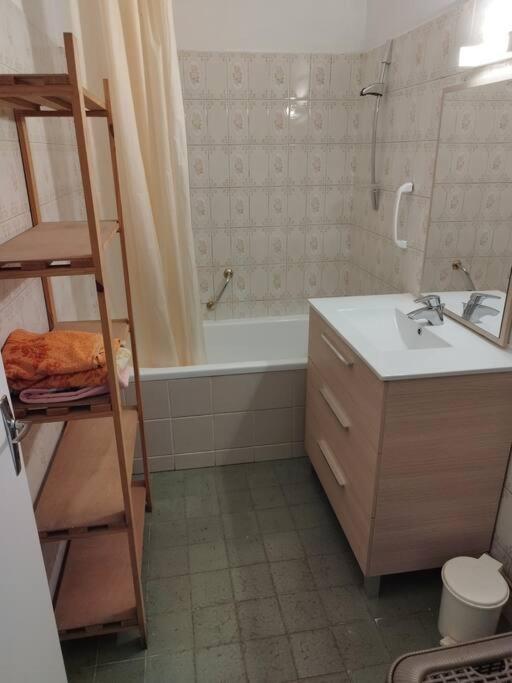 Bienvenue En Sud Gironde Villa Villandraut Екстериор снимка